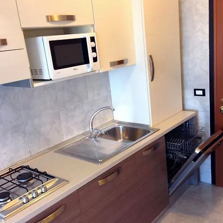 Apartment Mit Terrasse Und Gemeinschaftspool