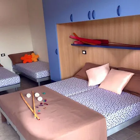 Mit Terrasse Und Gemeinschaftspool Apartment *
