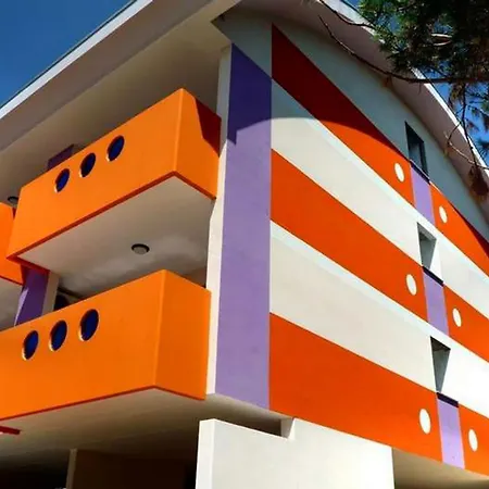 Apartment Mit Terrasse Und Gemeinschaftspool